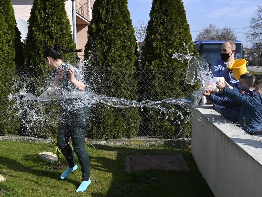 Cezplotová oblievačka