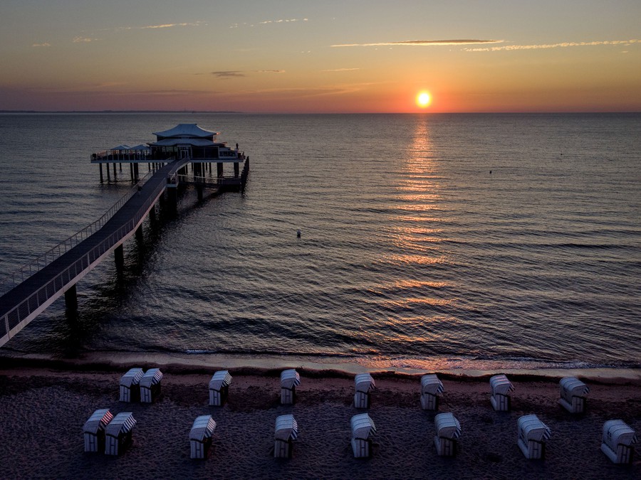 Východ slnka nad Baltským morom 