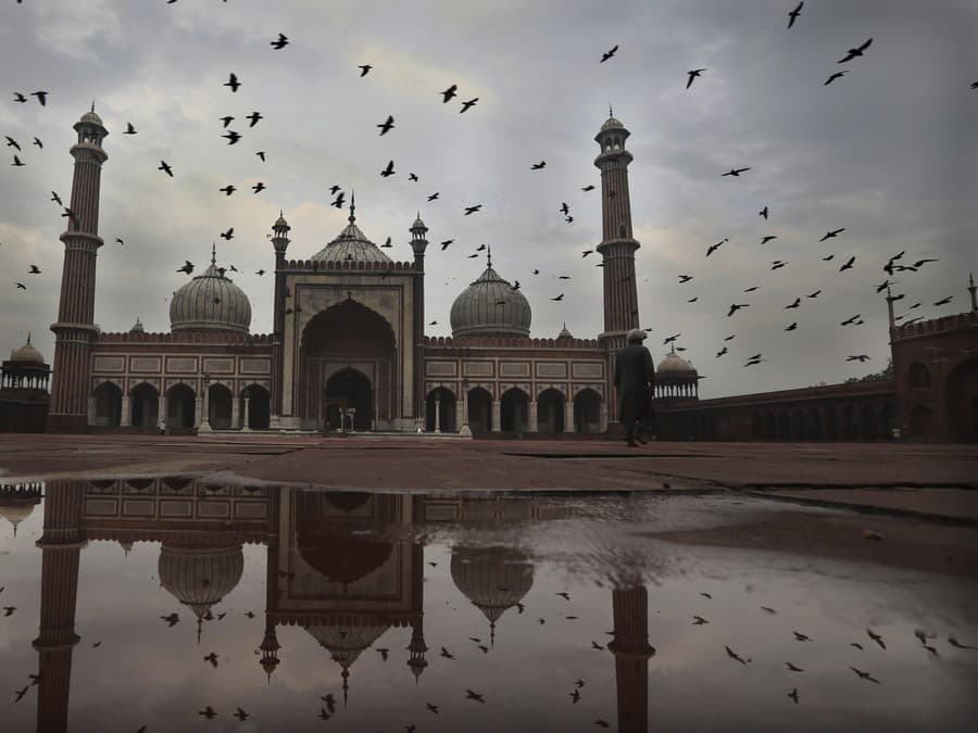 Kto z nás tam doletí skôr? 