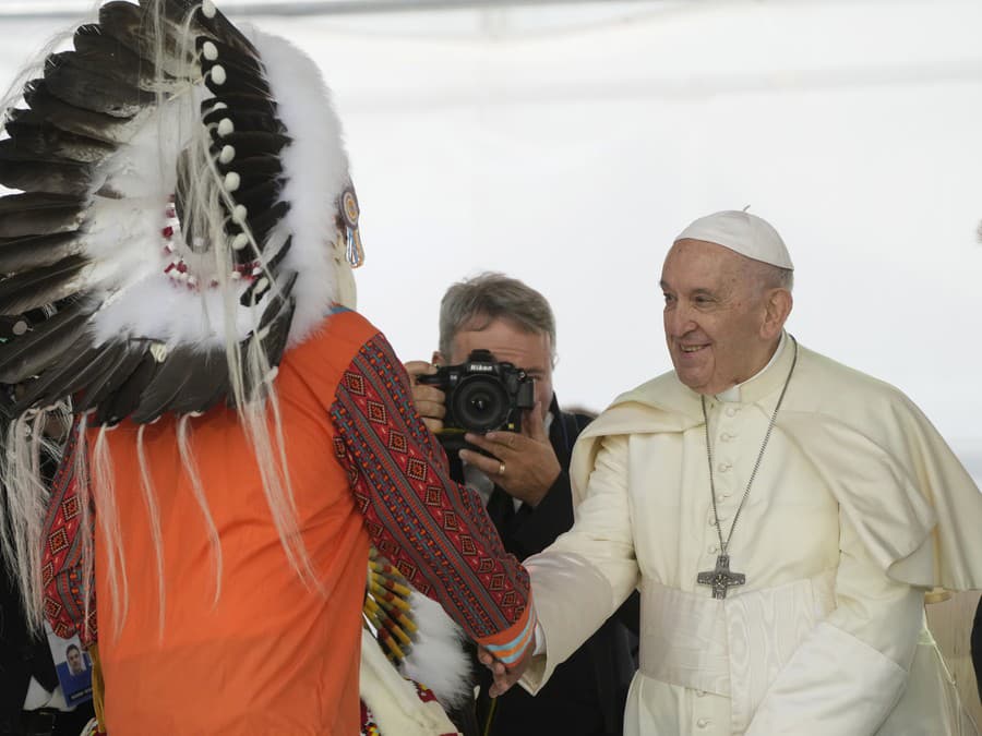 Pápež František na návšteve Kanady