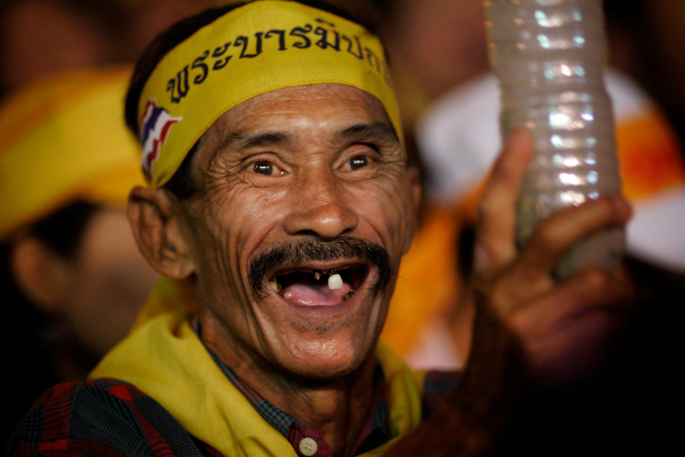 Protestovať sa dá aj bez zubov