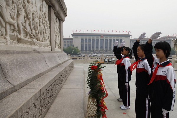 Prvý Máj na námestí Nebeského pokoja