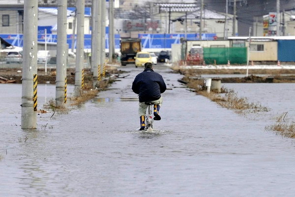Japonsko v troskách