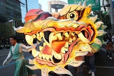 Oslavy Buddhovho narodenia