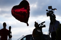 Smútiaci reportéri