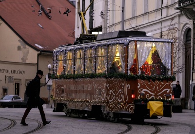 Vianočná električka v Bratislave 