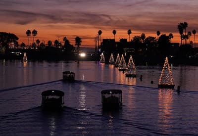 Romantická vianočná plavba