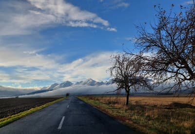 Pohľad na zasnežené Vysoké Tatry