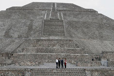 Prezidenti na pyramíde