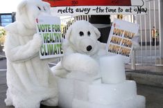 Protestujúce ľadové medvede