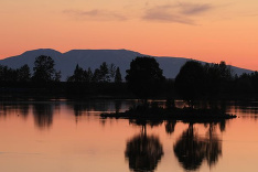 Polnočný západ slnka