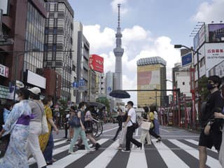 Turisti uviazli v najvyššej televíznej veži sveta: Vyslobodili ich až po piatich hodinách