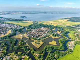 Skvost vojenskej architektúry: Holandské mesto Naarden z vtáčej perspektívy vyráža dych!