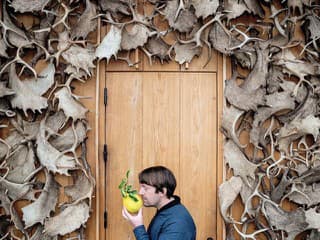 Pád hviezdy severskej gastronómie: Šéfkuchár najlepšej reštaurácie sveta odchádza po vlne obvinení zo šikanovania