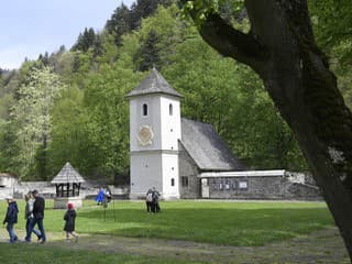 Zabudnite na hrady: Tieto slovenské kláštory vás ohromia viac, než si myslíte