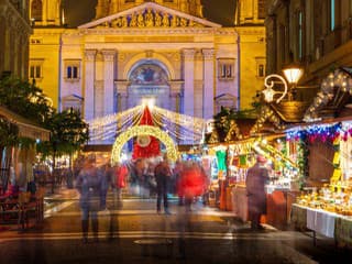 Veľký prehľad vianočných trhov v Maďarsku: Prvé otvárajú už tento víkend