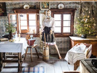 Tradičné Vianoce v Gemeri a Malohonte: Prečo obtáčali reťaz okolo nôh stola?