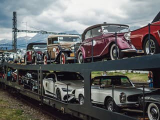 Mimoriadny autovlak: ZSSK prepraví desiatky historických veteránov