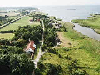 Hiiumaa - estónsky ostrov, kde príroda vyhráva nad turizmom