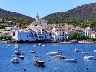 Sedem skrytých klenotov Costa Brava: Od stredovekých dedín po domov Salvadora Dalího