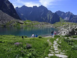 V Tatrách otvorili letnú sezónu: Sľubuje turistiku, šport, kultúru aj zábavu