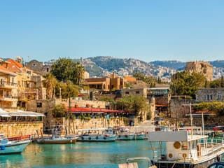 Najstaršie prístavy sveta: Odkryte fascinujúcu históriu námorného obchodu a civilizácie