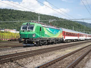 Prvá trieda za cenu druhej: Železnice lákajú na špeciálnu narodeninovú ponuku