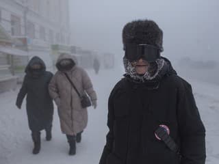 Zima v Rusku bez príkras:  Chaos na cestách, výpadky kúrenia a nešťastní obyvatelia