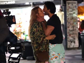 Najdivokejšie klebety o celebritách roka 2025: Tajná večera Katy Perry a Justina Trudeaua otriasla internetom a ďalšie