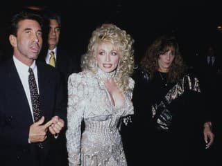 Z chudobného dievčaťa sa stala svetová legenda. Zomrela Dolly Parton, jej príbeh dojal milióny ľudí