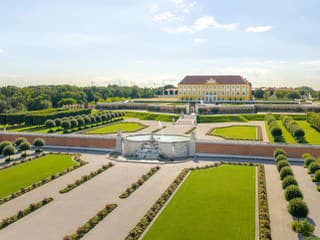 Máj na zámku Schloss Hof