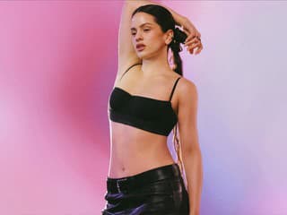 Jedna z najvýraznejších hviezd Rosalía: Hudobná ikona, ktorá inšpiruje mladých vlastnou cestou k úspechu