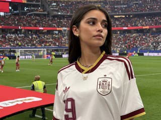 Partnerky futbalových hviezd MS 2026: Módna diva po boku Ronalda, Yamal má oči pre túto krásku a ďalší