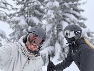 Beckhamovci si užívajú společné chvíle na lyžovačke vo Francúzsku: Stretla ich aj známa Slovenka - Kinga Puhová, čo prezradila?