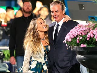 Fanúšikovia seriálu Sex v meste zostali v šoku: Seriálový pár si v realite nevie prísť na meno, čo je za ich konfliktom?