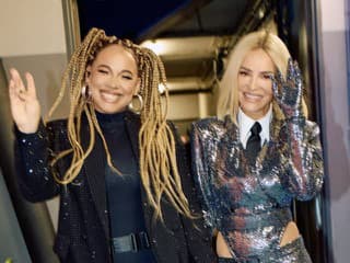 Dara Rolins oslávila 53. narodeniny vo veľkom štýle: S Tinou pôsobili ako z Hollywoodu