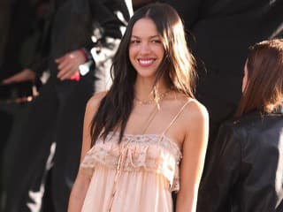Farba leta 2026? Butter yellow ide do úzadia, fashion svet si zamiloval nový odtieň