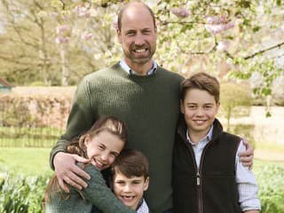 Takto vyzerá budúci kráľ: Princ George rastie pred očami, vychovávajú ho inak ako súrodencov