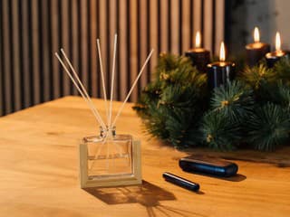 Vianoce sú tu a IQOS prináša ikonickú vôňu