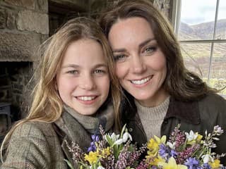 Princezná Charlotte je celá mama: Podoba s Kate Middleton na najnovších fotkách všetkých dostalala, povahu má však po prababke