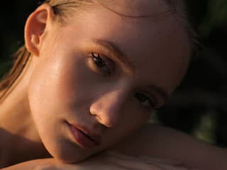 Robíte túto chybu každé ráno? Kvôli nej pleť starne rýchlejšie