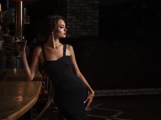 Tieto ženy prekračujú pravidelne hranice, skúšajú to na akéhokoľvek muža: Máte takú vo svojom okolí?