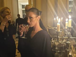 Na vianočnom večierku sa mi prihovoril šéfov šéf: Neuveríte, o čo ma ten nafúkanec požiadal