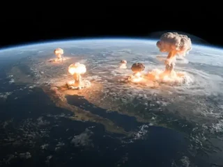 Cvičíte vojnovú mašinu? Prečo ľudia vo veľkom mažú ChatGPT a prechádzajú ku konkurencii