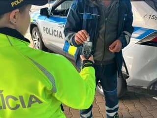 Ranná celoslovenská kontrola: Polícia odhalila 29 vodičov pod vplyvom alkoholu, padali aj vyššie promile