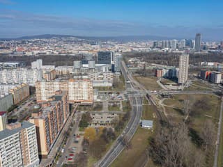 Petržalka opravila strechu chátrajúceho Braníka: Dôležitý krok pre záchranu známej budovy