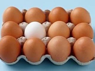 Vajíčka sťahujú z predaja ďalšie dva veľké reťazce: Nejedzte ich, dôvodom je vtáčia chrípka