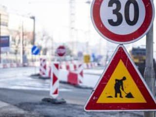 V rámci aktuálnych rekonštrukcií ciest pribudnú v Trnave vyvýšené križovatky