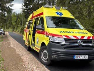 FOTO Hrozné nešťastie na ceste: Záchranári márne bojovali o život cyklistu. Hlásia tragické následky