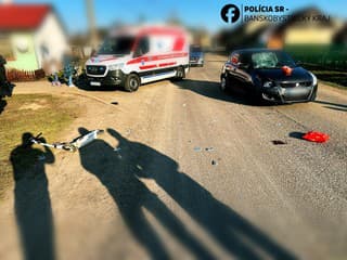 Strašné nešťastie na ceste: Vyslali záchranárov, mladú kolobežkárku prevážal vrtuľník FOTO